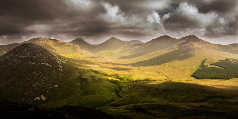 贝利格朗中世纪手稿与图书馆探秘：一份解密羊皮卷科学与哲学的深度旅游攻略